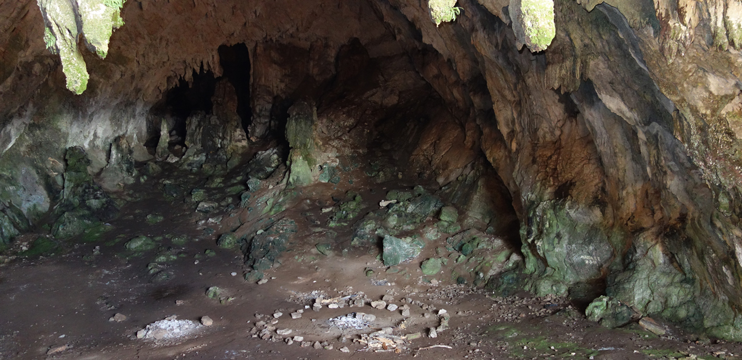 Corykian_Cave1500.jpg
