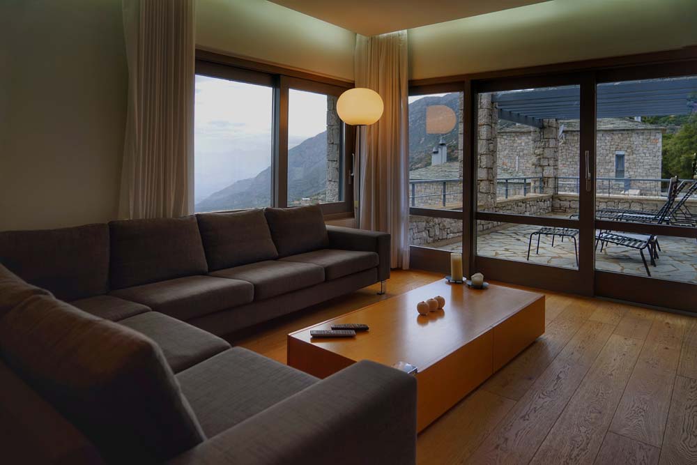 Elafivolia Arachova Suites / Photo © onParnassos.gr