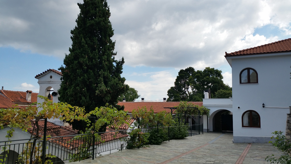 Ιερά Μονή Δαδίου (Φωτ.: Γιάννης Κωστελίδης)