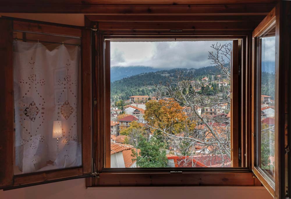 Το Μπαλκόνι της Αγόριανης / Photo © onParnassos.gr
