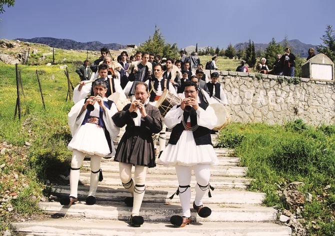 panigiraki_arachova.jpg