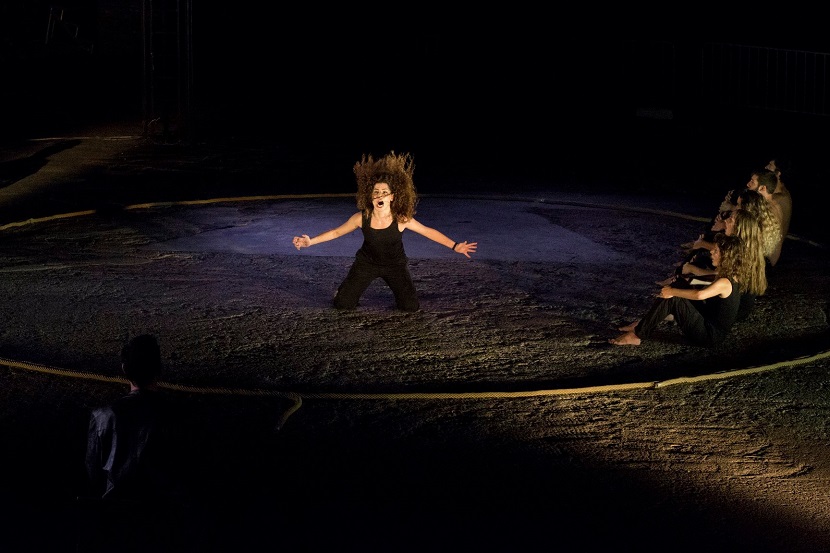 theatriki_omada_simeio_miden.jpg