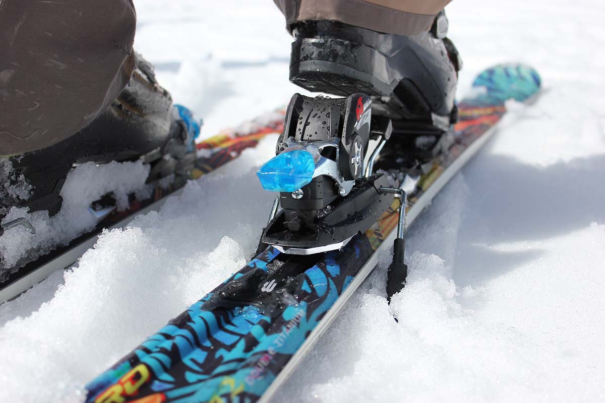 pedila-ski1200